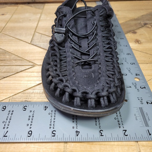 Keen UNEEK Sandal Men's Size 8.5 Black Water River Hiking Magnet Outdoor Sandals - Picture 13 of 13